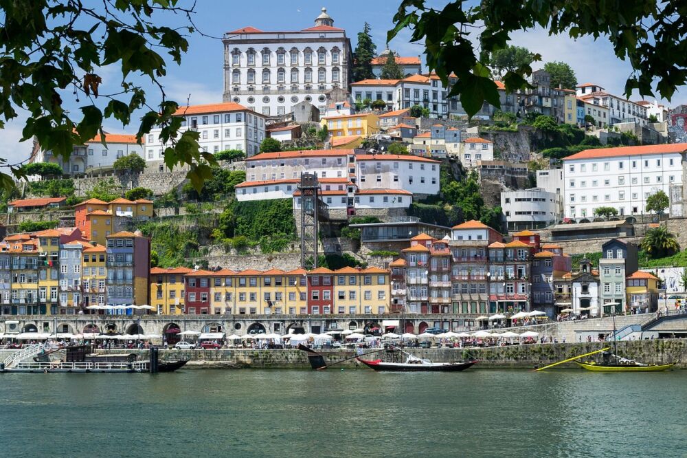 5 Universitas Terbaik Di Portugal Beserta Keunggulannya